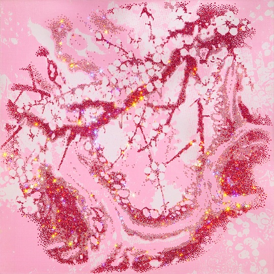 Pink Maewha,2014,Mixed Media on canvas & MADE WITH SWAROVSKI® ELEMENTS,80.0 x 80.0 cm